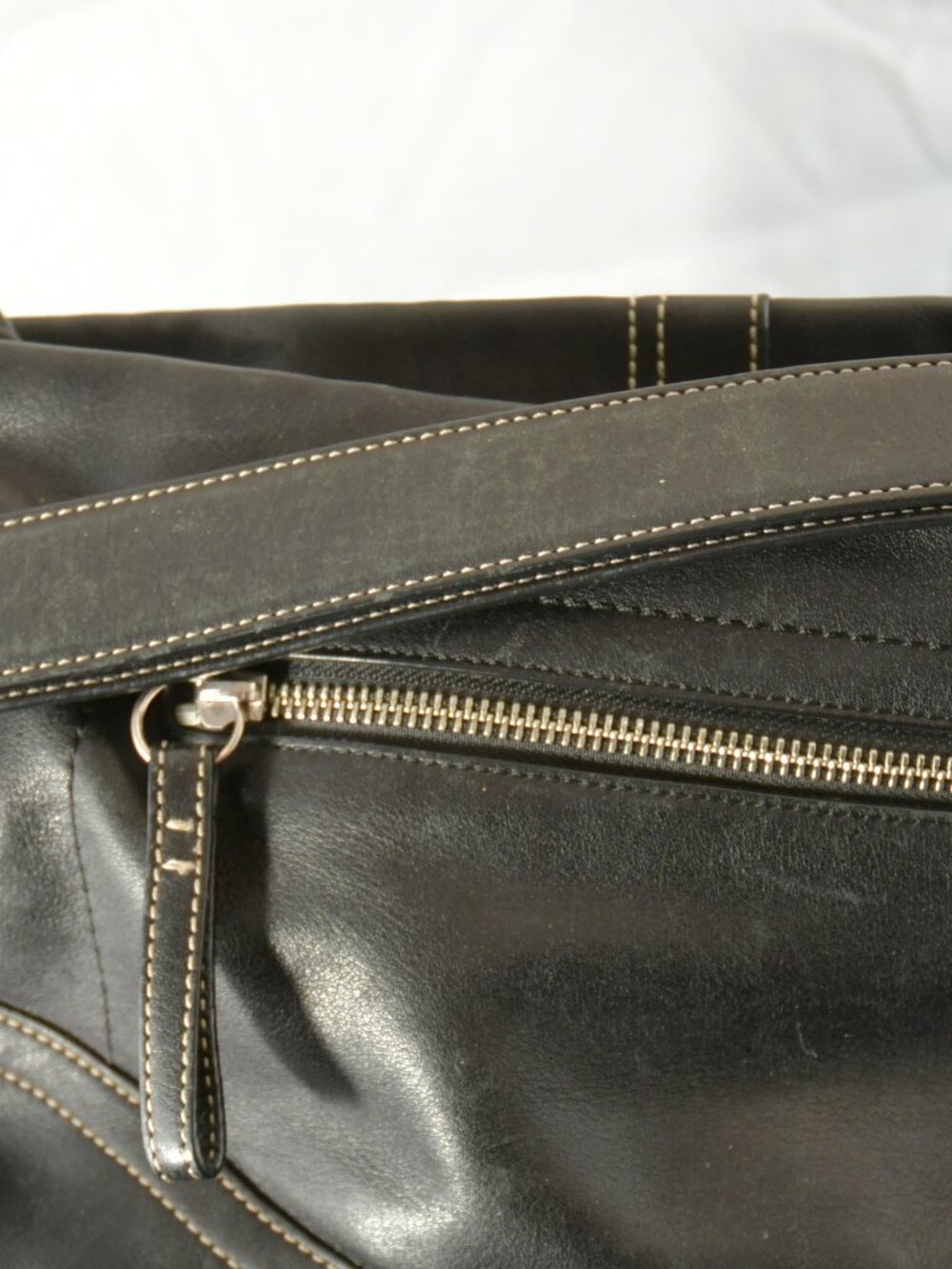 Vintage Coach Leather Crossbody Bag - Black